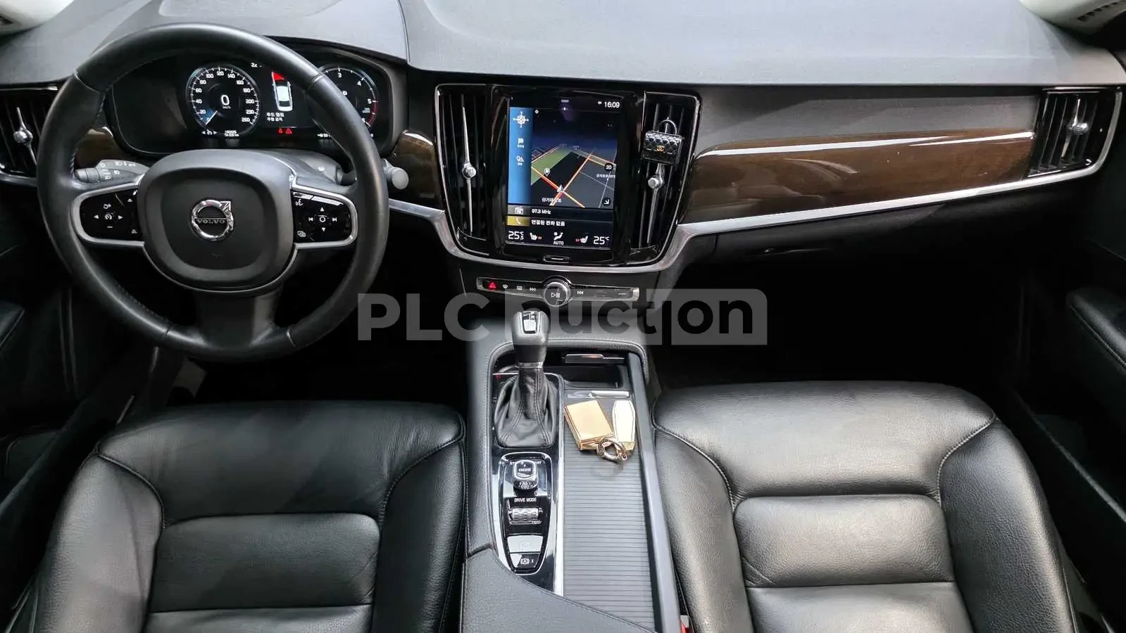 Volvo S90 D5 MOMENTUM/CAM/PANO/HEAD UP/, снимка 6 - Автомобили и джипове - 54999887