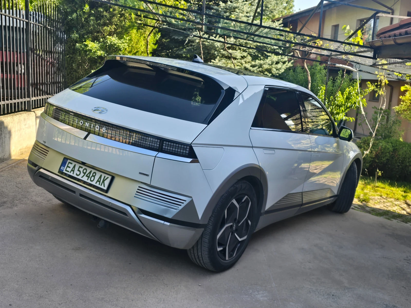 Hyundai Ioniq 5 40хил.км/HEADUP/360/HTRAC!, снимка 3 - Автомобили и джипове - 55236017