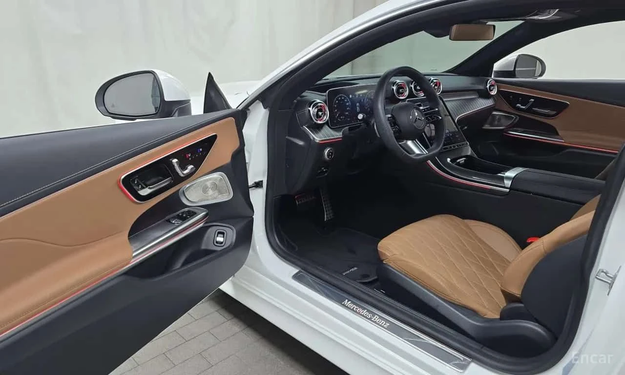 Mercedes-Benz CLE 450 * 4MATIC Coupe * HEADUP * ОБДУХВАНЕ , снимка 10 - Автомобили и джипове - 55569140