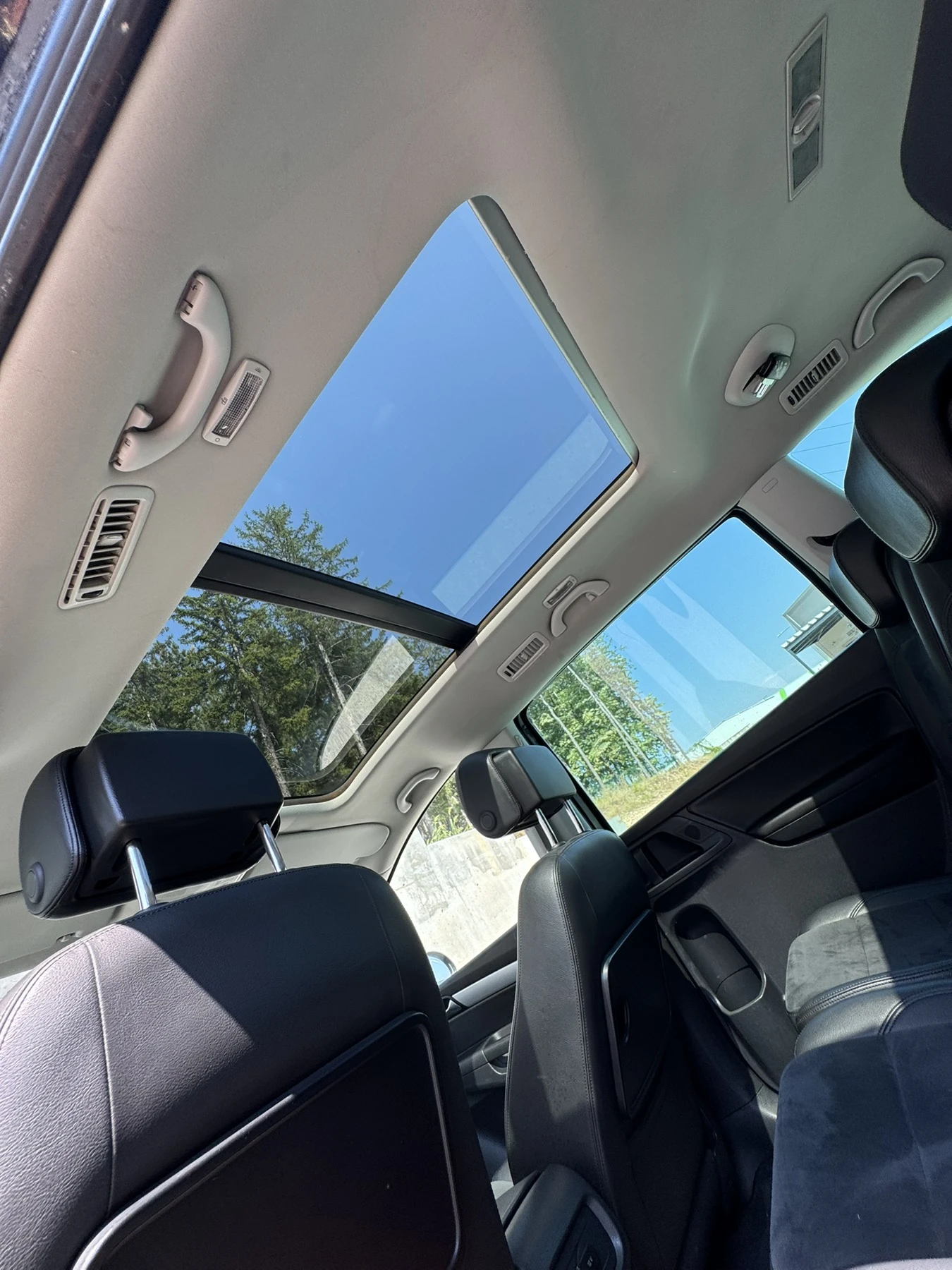 VW Sharan 2.0 TDi, 4x4, 7 места, панорама, алкантара, снимка 14 - Автомобили и джипове - 55586525