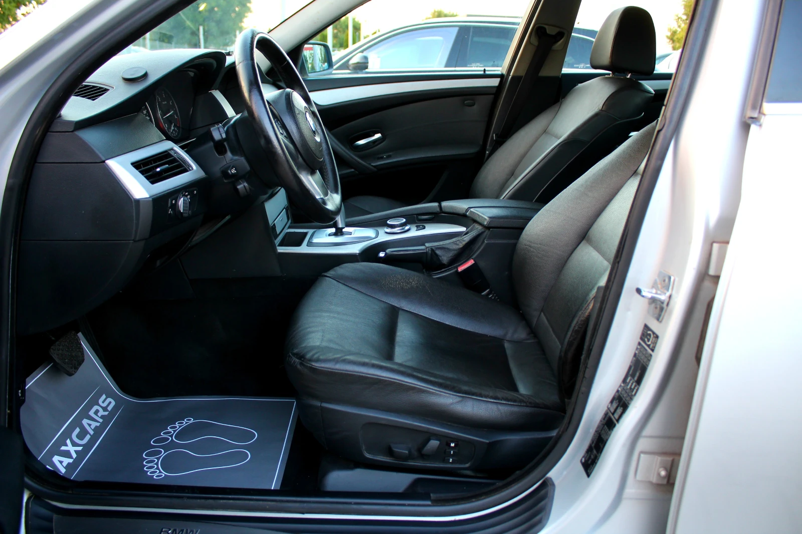 BMW 530 D M-PACK * СОБСТВЕН ЛИЗИНГ, снимка 11 - Автомобили и джипове - 55647438