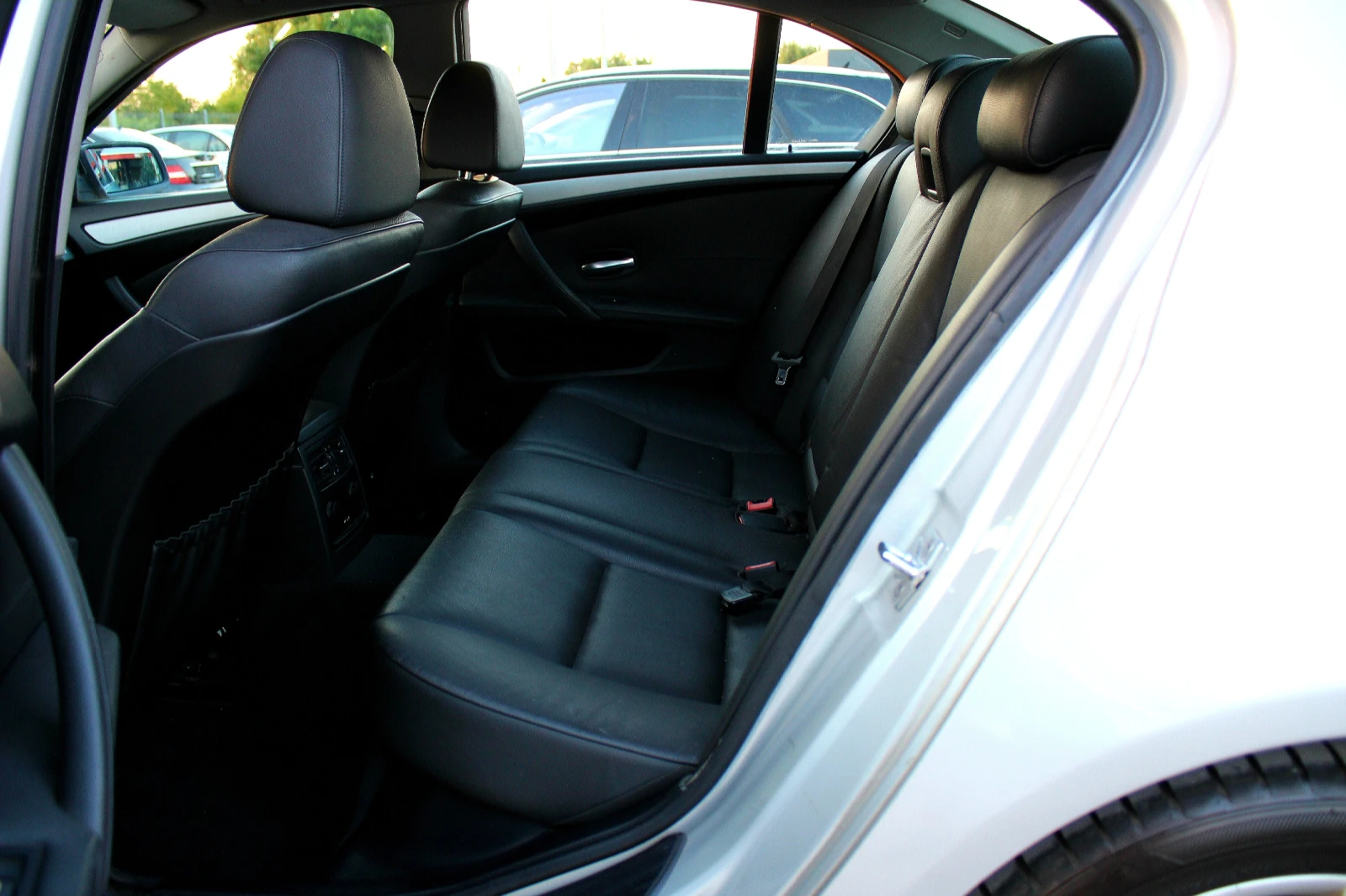 BMW 530 D M-PACK * СОБСТВЕН ЛИЗИНГ, снимка 16 - Автомобили и джипове - 55647438