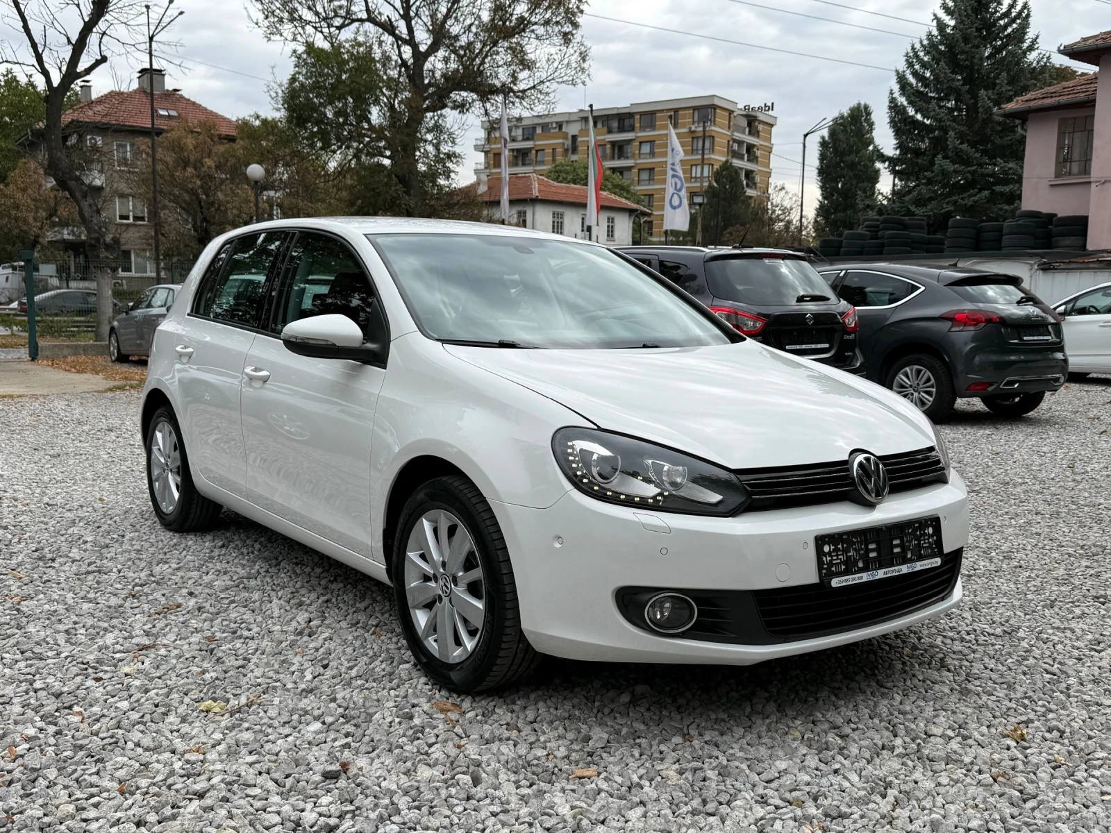 VW Golf 1.2TSI Team Bluemotion - ПЕРФЕКТНО СЪСТОНИЕ!, снимка 3 - Автомобили и джипове - 56080947