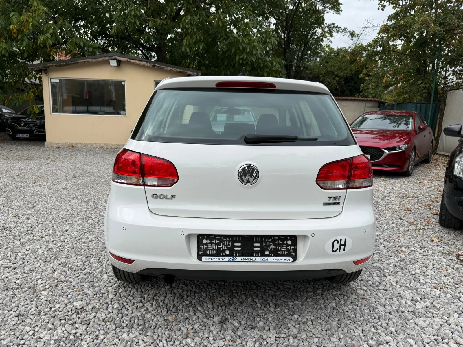 VW Golf 1.2TSI Team Bluemotion - ПЕРФЕКТНО СЪСТОНИЕ!, снимка 5 - Автомобили и джипове - 56080947