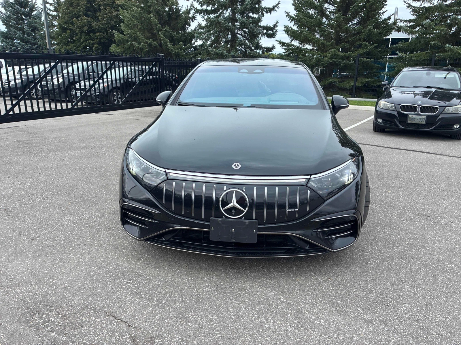 Mercedes-Benz EQS * AMG * АВТОКРЕДИТ БЕЗ ПЪРВОНАЧАЛННА ВНОСКА* , снимка 6 - Автомобили и джипове - 56149031