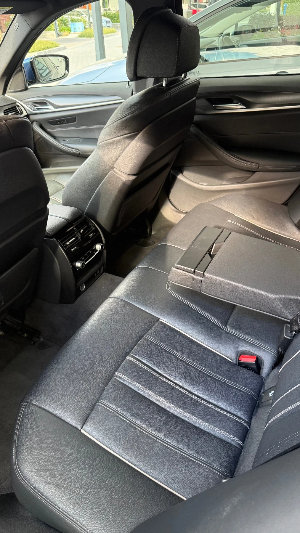 BMW 530 xDrive, снимка 17 - Автомобили и джипове - 56155048