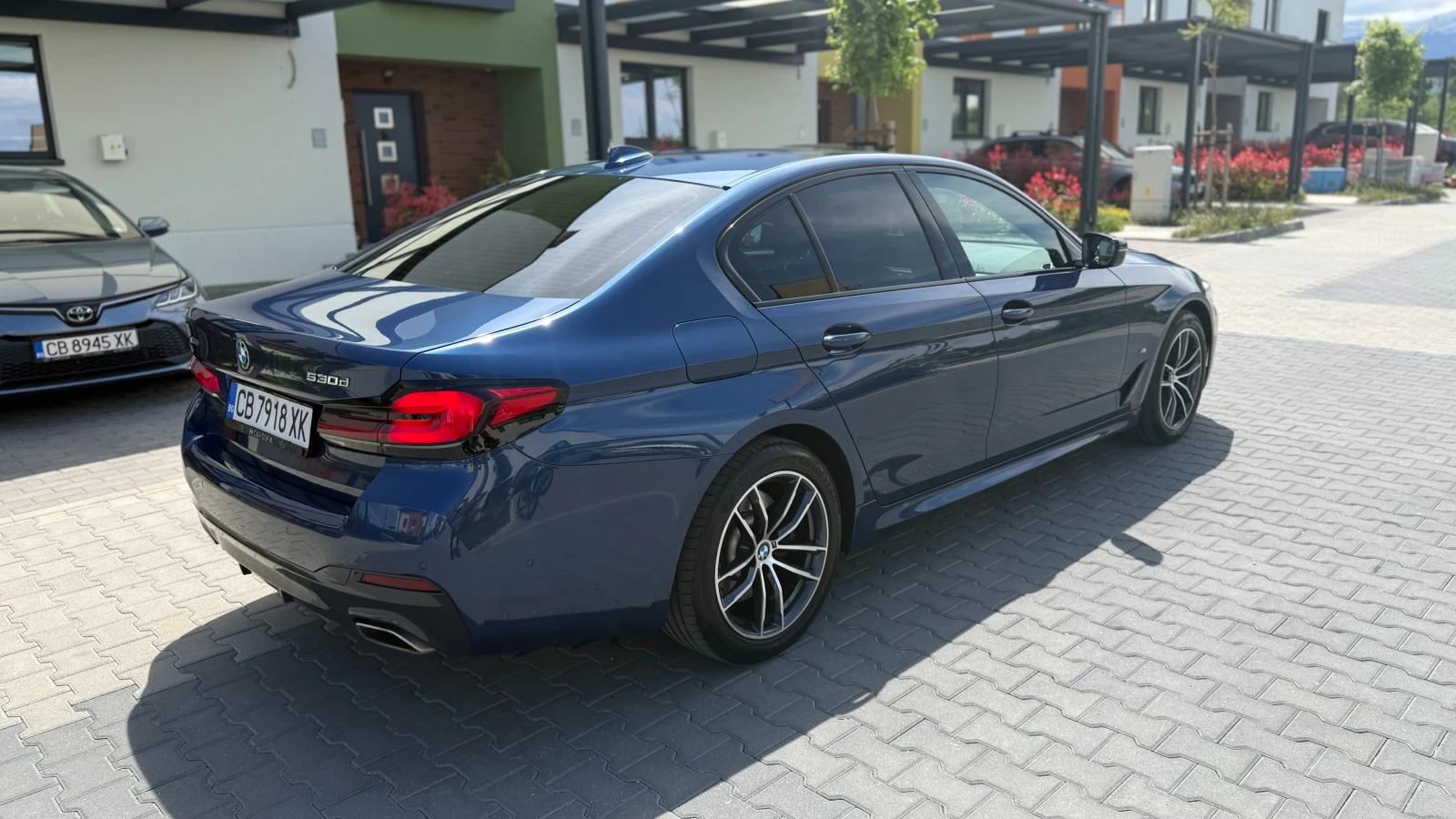 BMW 530 xDrive, снимка 5 - Автомобили и джипове - 56155048