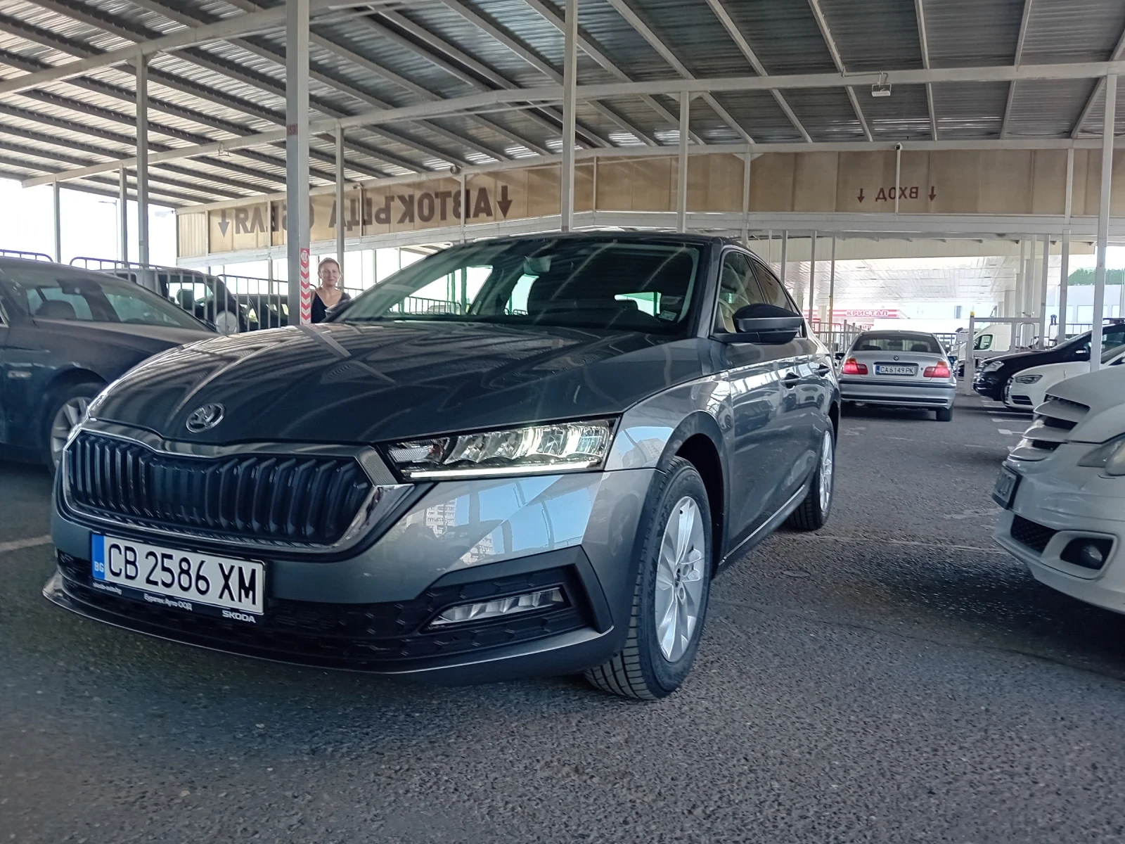 Skoda Octavia 1.5 бензин, снимка 2 - Автомобили и джипове - 56182155
