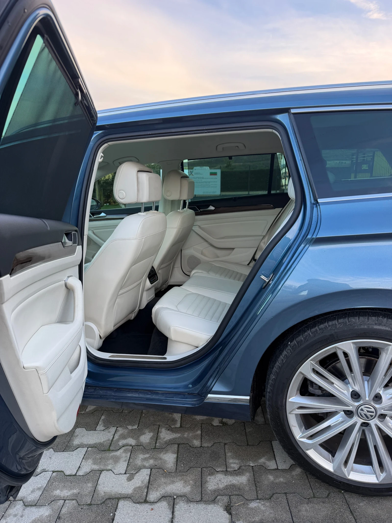 VW Passat B8, снимка 5 - Автомобили и джипове - 56536245