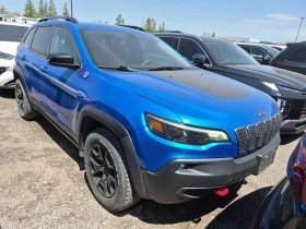 Jeep Cherokee * TRAILHAWK * CARFAX * 2 КЛЮЧА * ПОДГРЕВИ * ПАНО * | Auto.bg — изображение 2