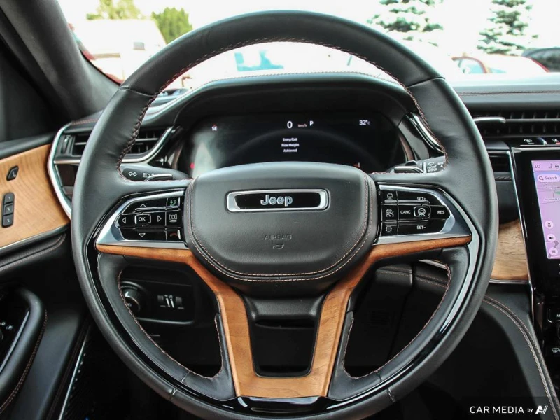 Jeep Grand cherokee Summit Reserve  С РЕГИСТРАЦИЯ & АВТО КРЕДИТ, снимка 8 - Автомобили и джипове - 53257096