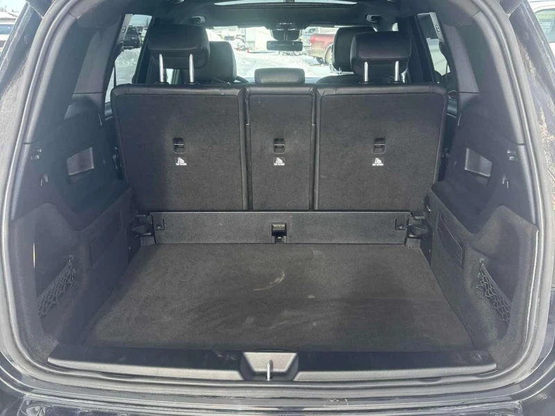 Mercedes-Benz GLB 250 /CARFAX /Панорама/Подгрев/Памет/Клип, снимка 9 - Автомобили и джипове - 53570756