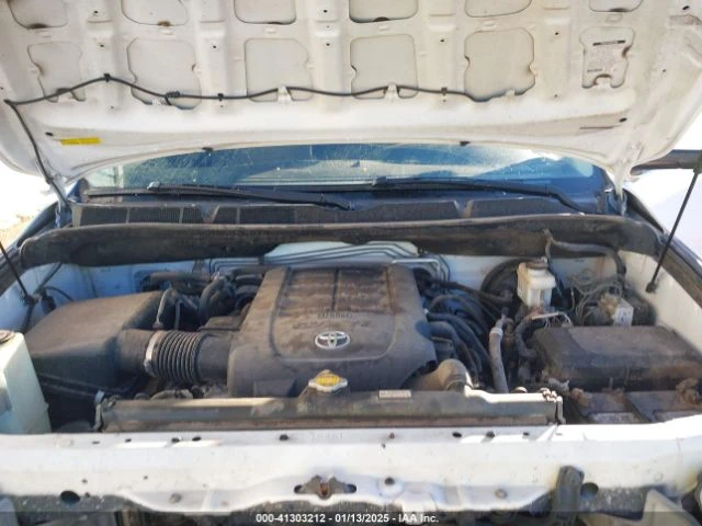 Toyota Sequoia SR5 5.7L V8 СЕРВИЗНА ИСТОРИЯ, снимка 10 - Автомобили и джипове - 48754265