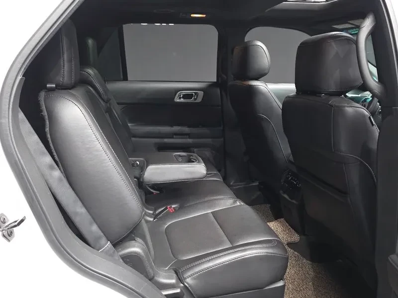 Ford Explorer 3.5 AWD - САМО 30% АВАНС, снимка 12 - Автомобили и джипове - 55429862