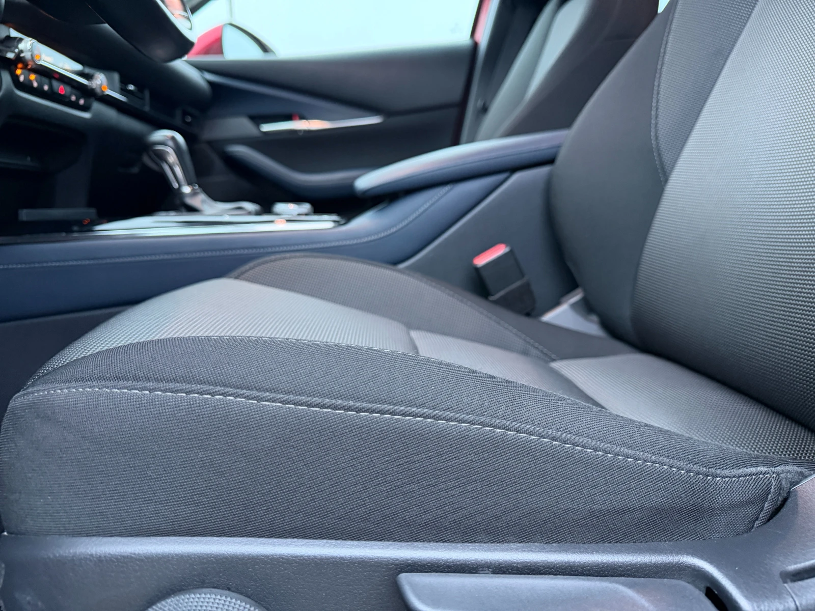 Mazda CX-30 2.0 4�4 e-Skyactiv G Mild Hybrid head up  | Mobile.bg � ����������� 10