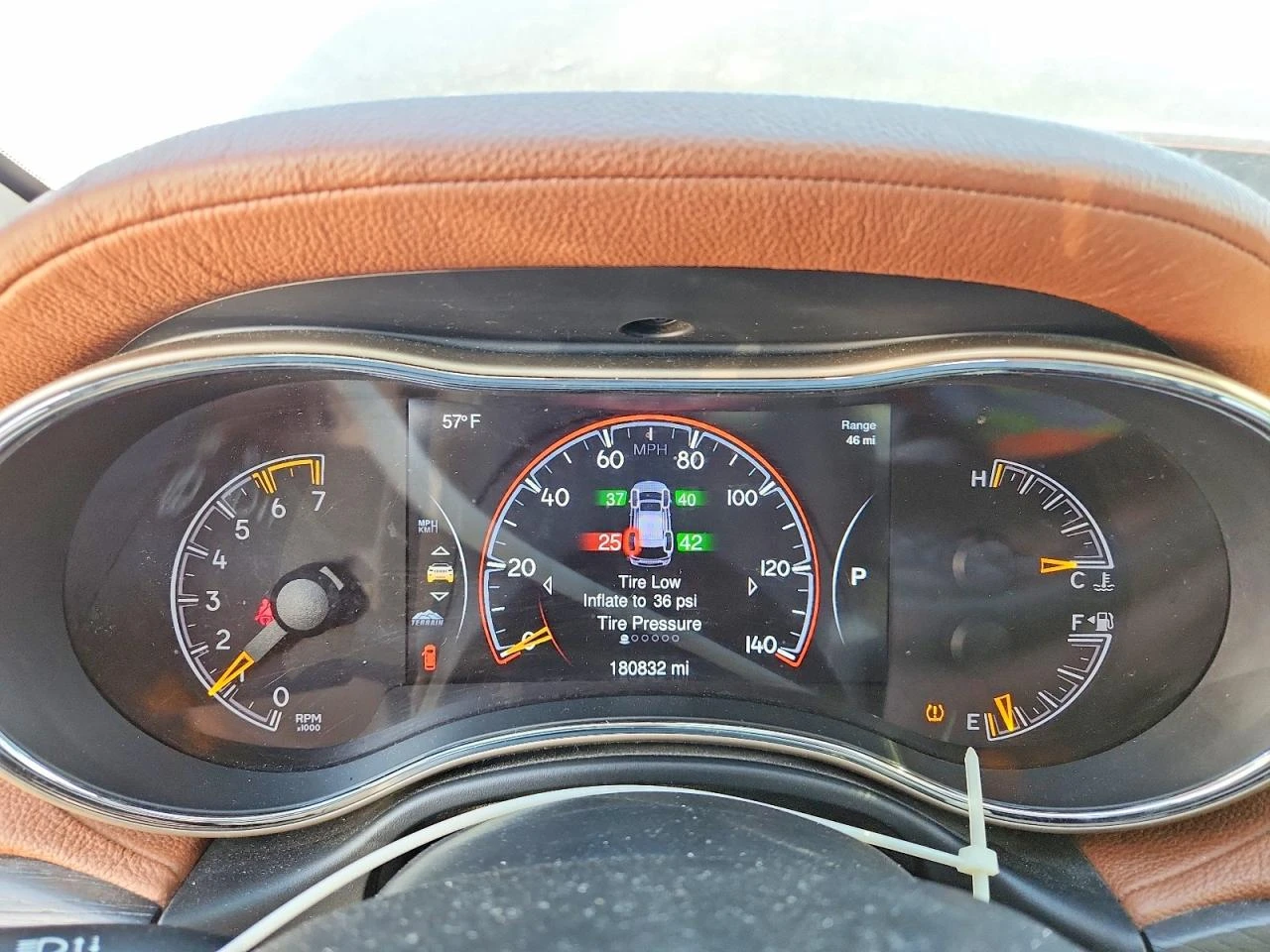 Jeep Grand cherokee 5.7* V8* 8ZF* ПОДГРЕВ* КАМЕРА* КЕЙЛЕС* LANE* ASSIS - изображение 8