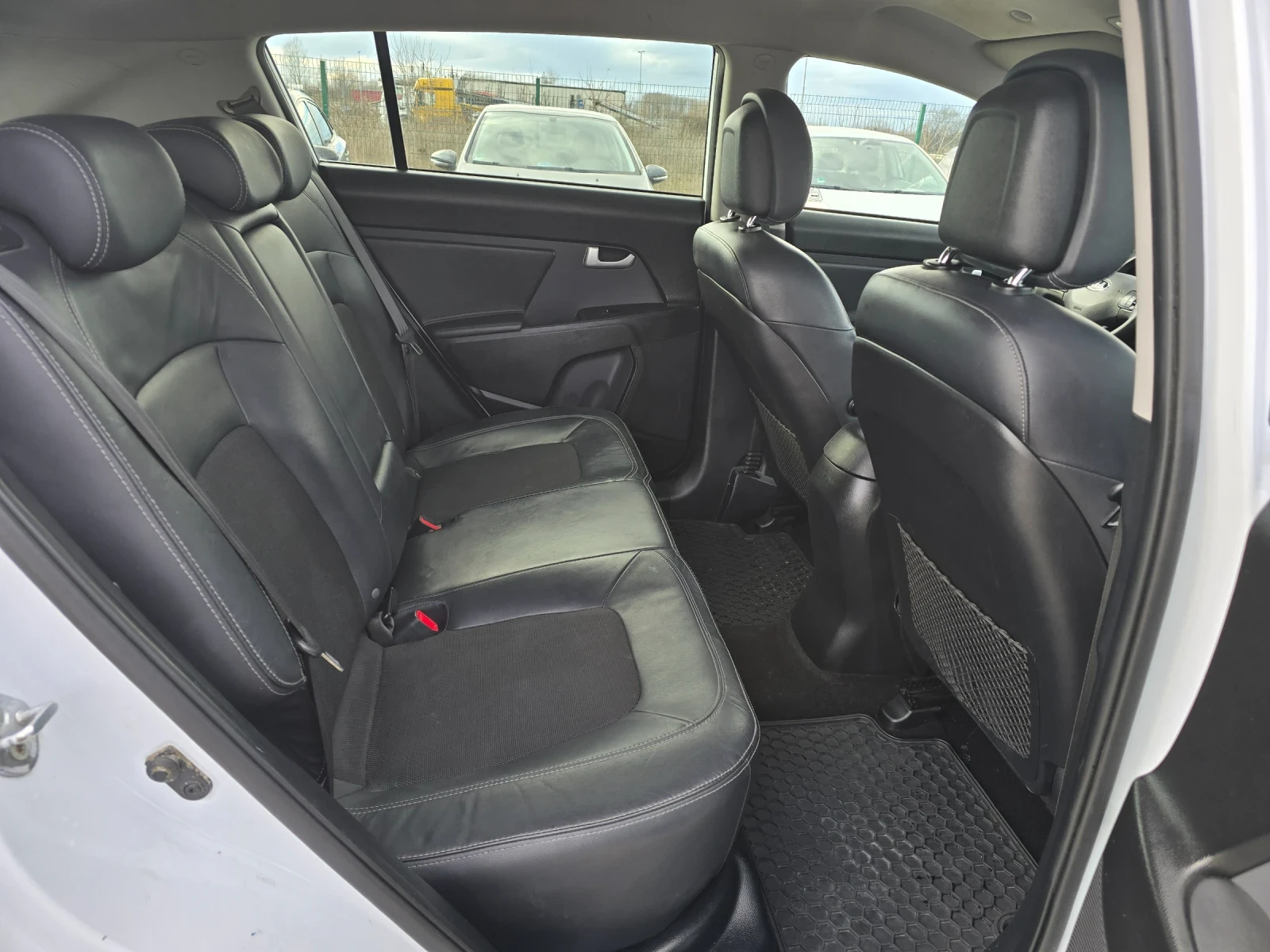 Kia Sportage 2.0D 184�� 4�4 6 �������� ���� 5 | Mobile.bg � ����������� 16