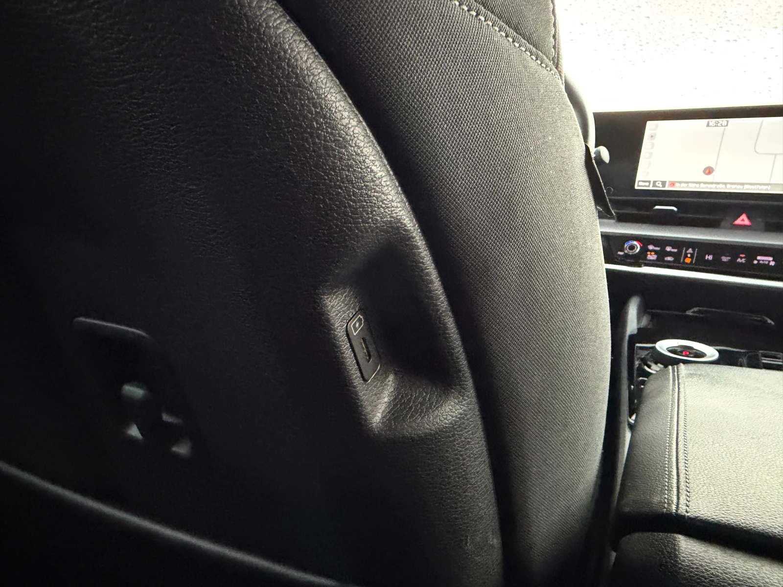 Kia Sportage Design, снимка 10 - Автомобили и джипове - 53959540