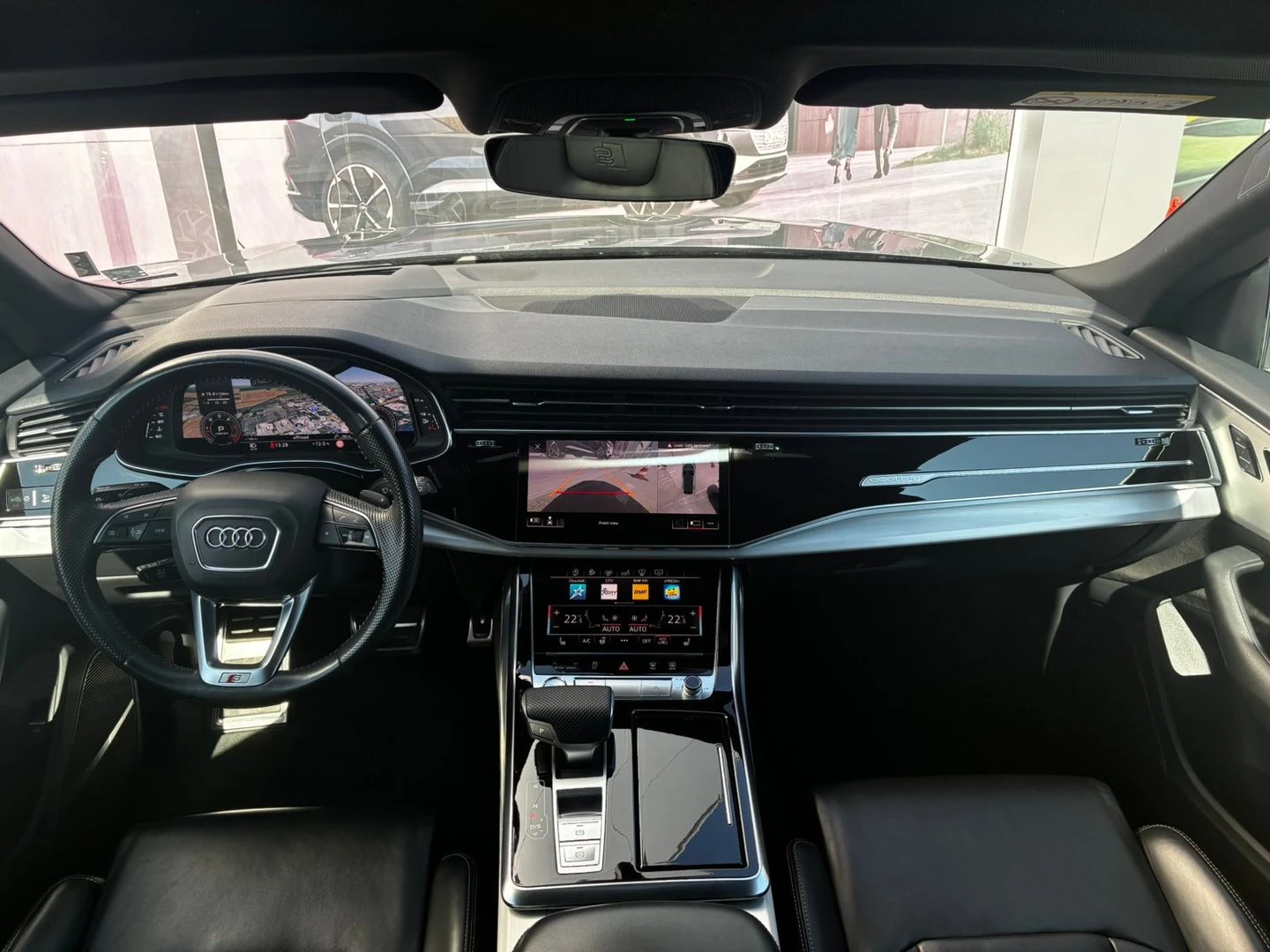 Audi Q8, снимка 8 - Автомобили и джипове - 54285055