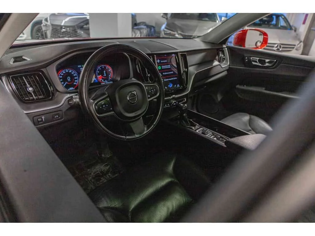 Volvo XC60 * T6 Momentum| Safety Certified| Welcome Trades| *, снимка 12 - Автомобили и джипове - 54042801