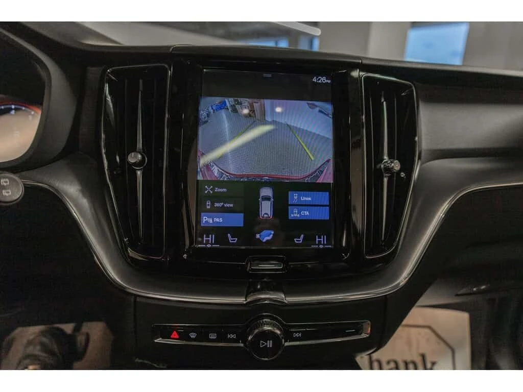 Volvo XC60 * T6 Momentum| Safety Certified| Welcome Trades| *, снимка 17 - Автомобили и джипове - 54042801