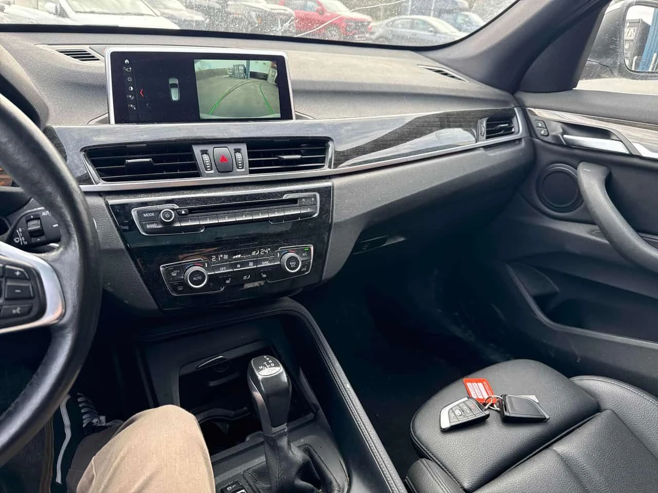 BMW X1 * xDrive28i * PANORAMA* ПОДГРЕВИ* , снимка 9 - Автомобили и джипове - 54360354