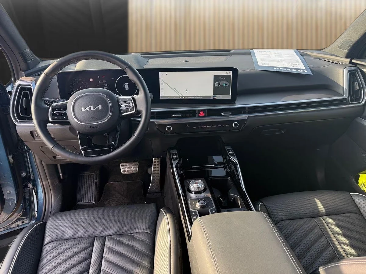 Kia Sorento 1.6HEV/215HP/PLATINUM/360/4X4/HUD/PANO/BOSE/396z, снимка 8 - Автомобили и джипове - 54440261