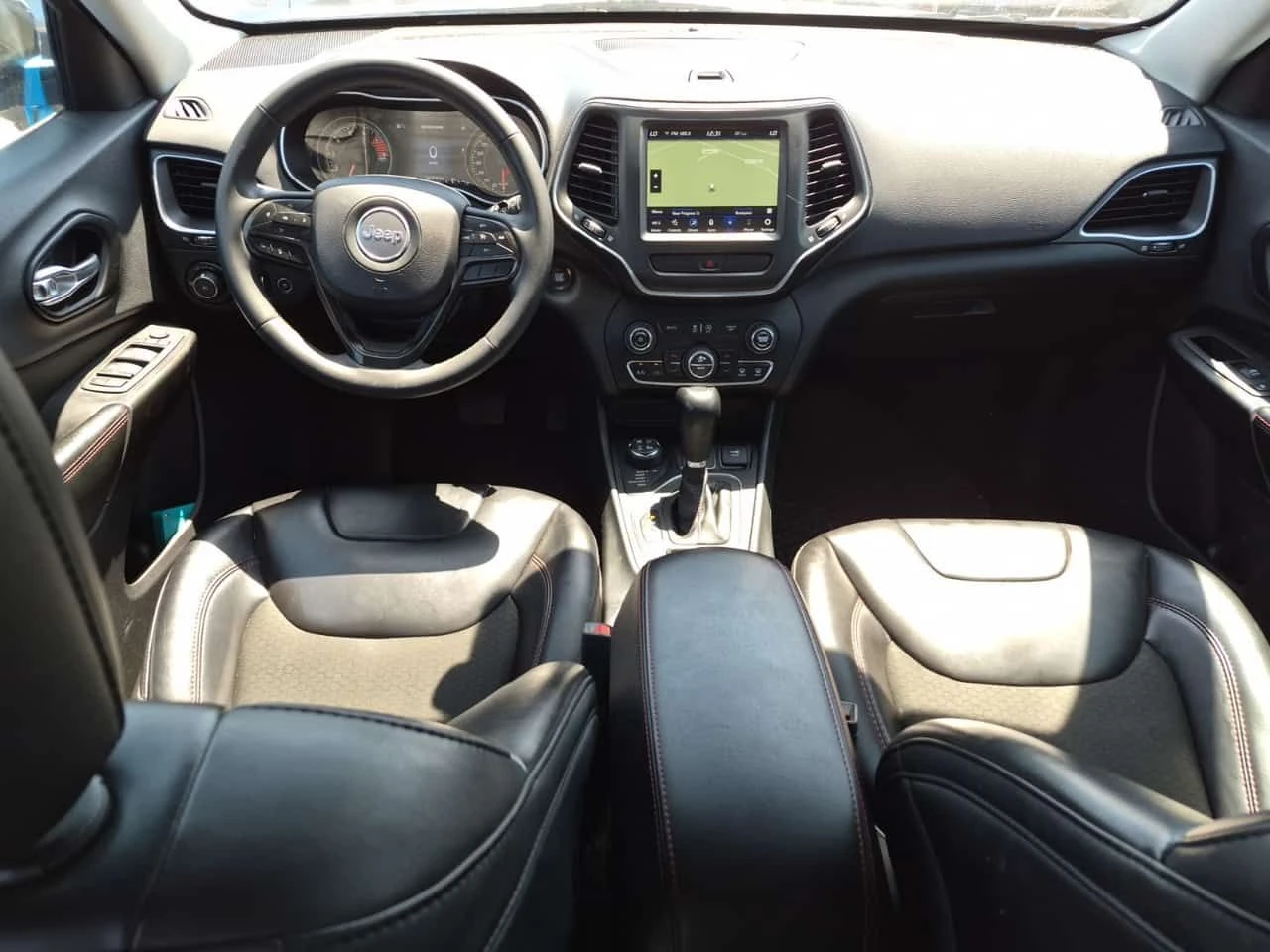 Jeep Cherokee * TRAILHAWK * CARFAX * 2 КЛЮЧА * ПОДГРЕВИ * ПАНО *, снимка 10 - Автомобили и джипове - 54820246