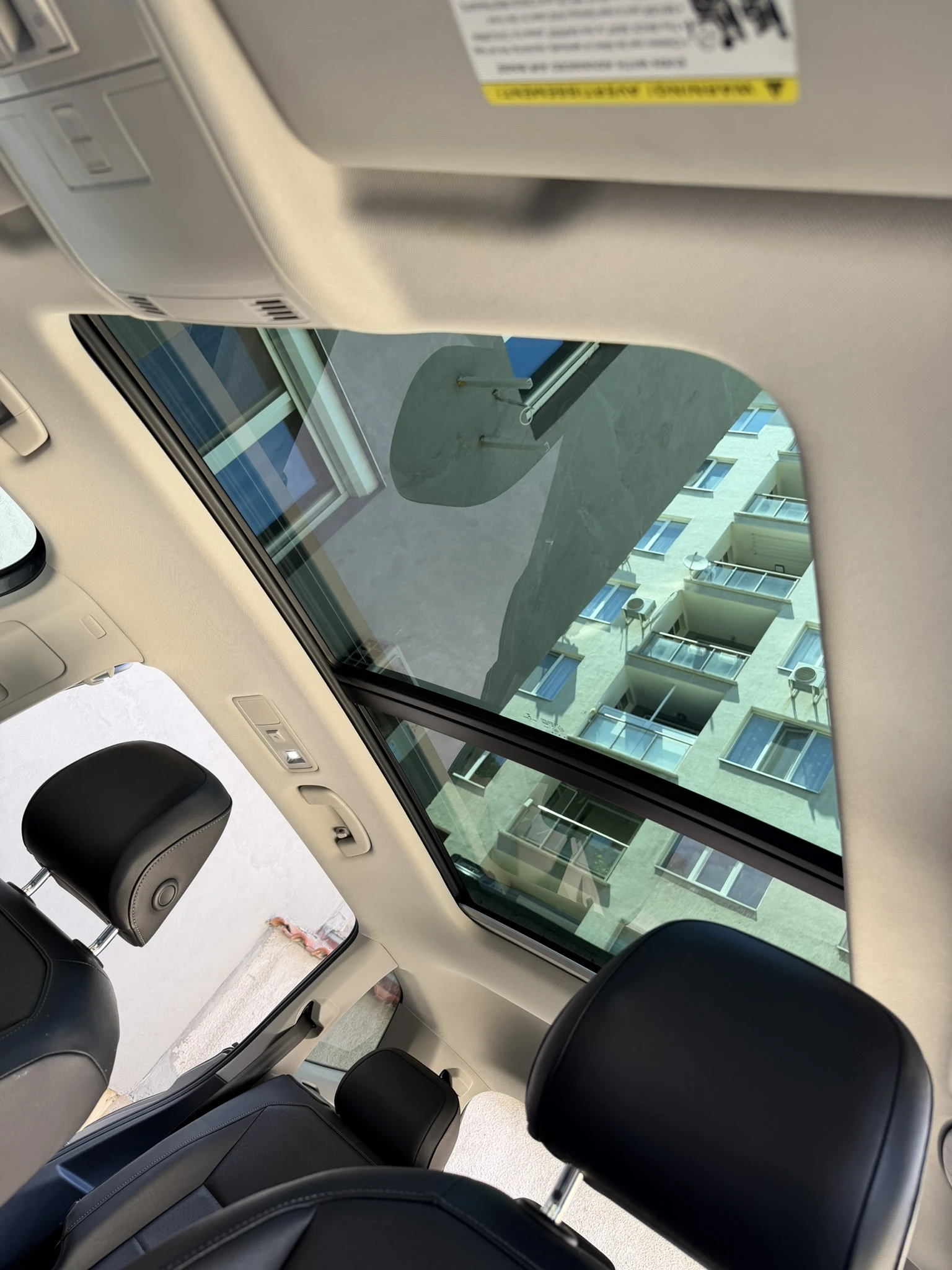VW Tiguan Allspace, снимка 9 - Автомобили и джипове - 54919478