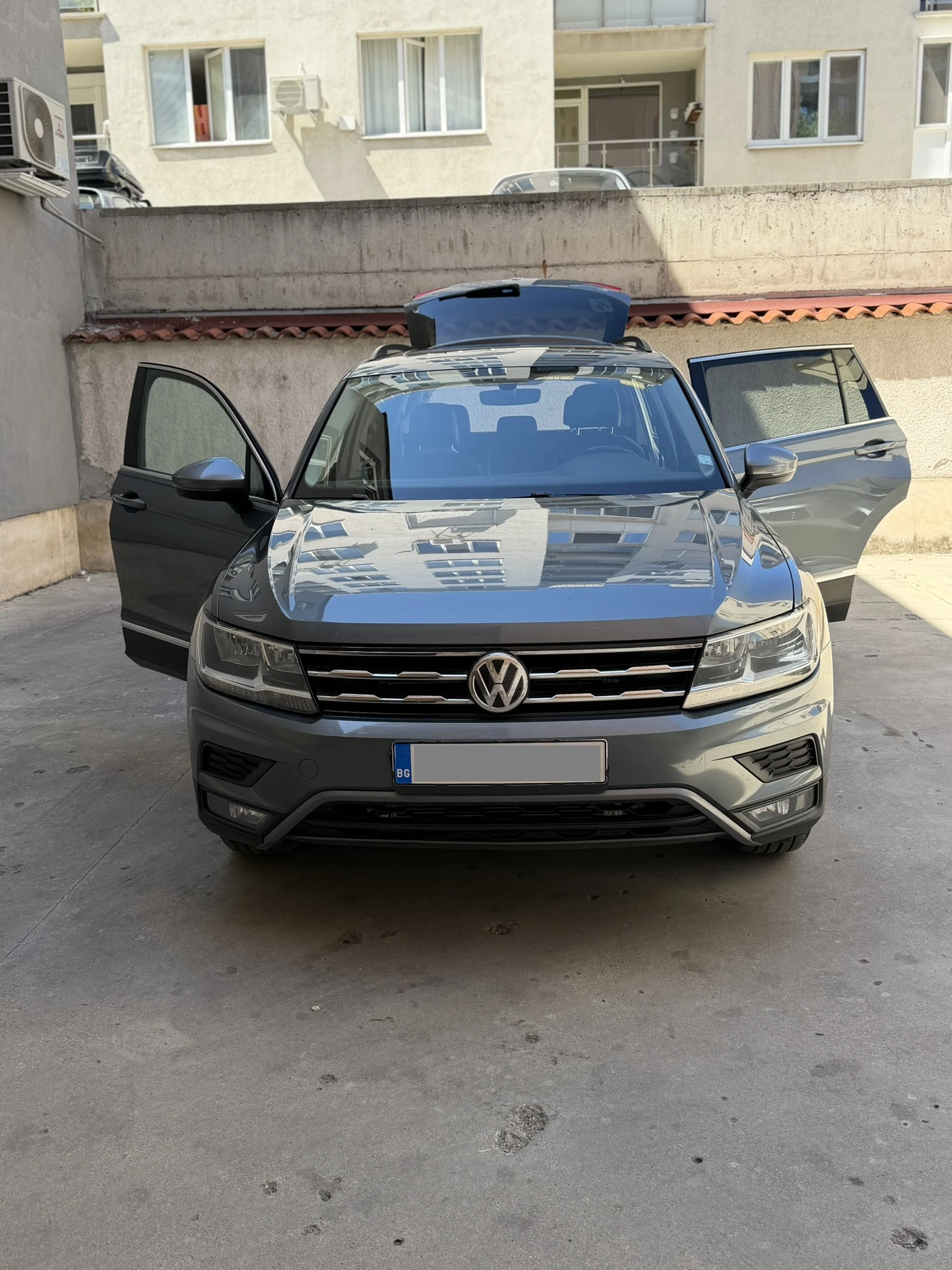 VW Tiguan Allspace, снимка 2 - Автомобили и джипове - 54919478