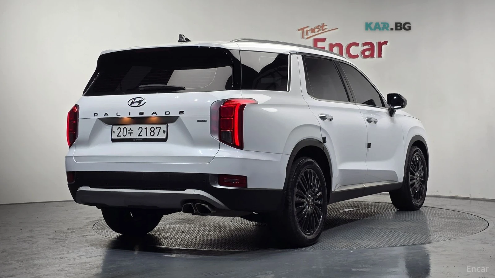 Hyundai Palisade 4WD* 3.8* Exclusive* ПОДГРЕВ* ОБДУХВАНЕ* КАМЕРА* , снимка 3 - Автомобили и джипове - 55360931