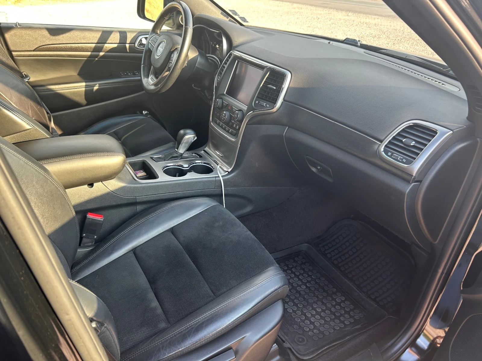 Jeep Grand cherokee Altitude, снимка 11 - Автомобили и джипове - 55904604