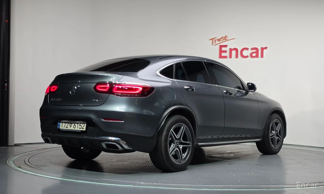 Mercedes-Benz GLC 220 d* 4MATIC* AMG LINE* DISTRONIC* ХЕДЪП* КРАЙНА ЦЕНА, снимка 3 - Автомобили и джипове - 55995896