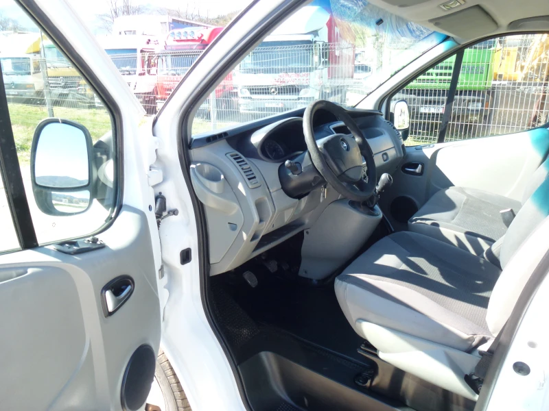 Opel Vivaro 2.0 TDСI, снимка 5 - Бусове и автобуси - 49881056