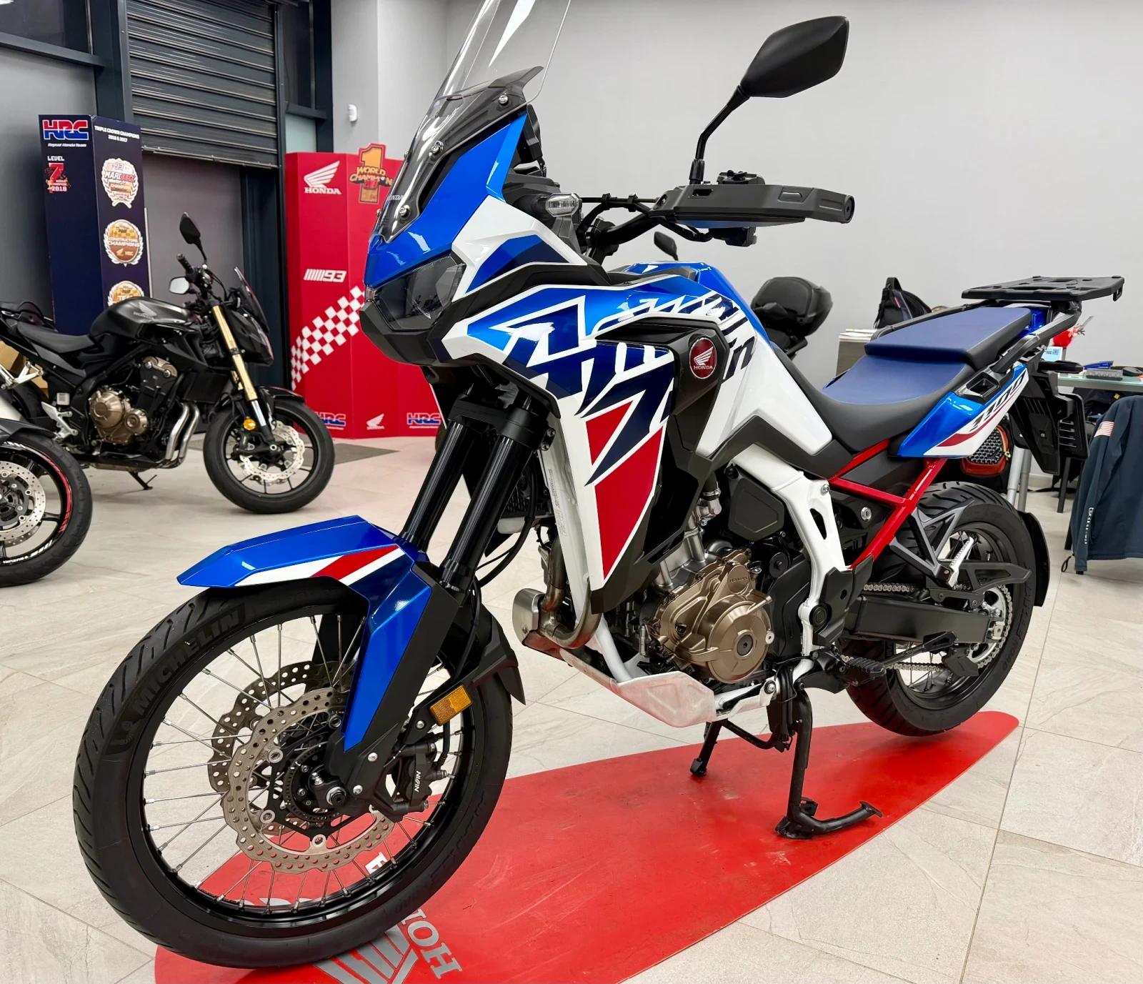 Honda Crf 1100 Tricolore 2023 , снимка 7 - Мотоциклети и мототехника - 54662103
