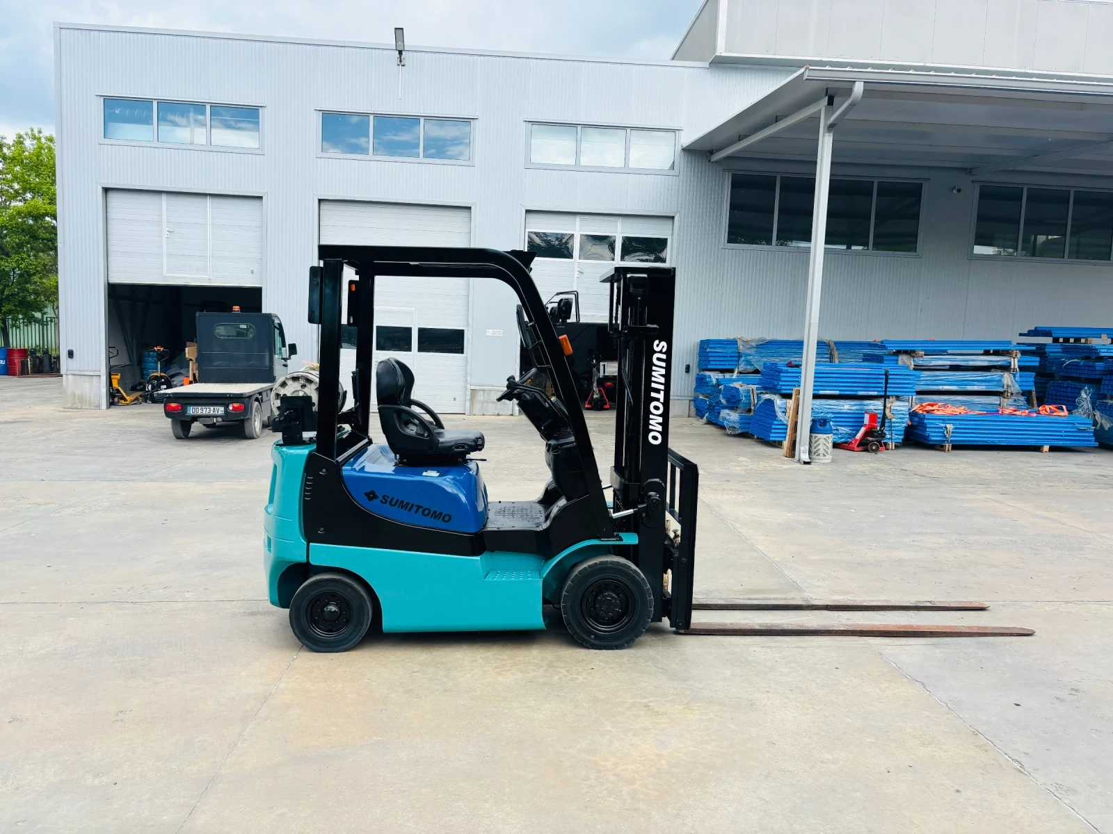  Yale  ,  | Mobile.bg   5