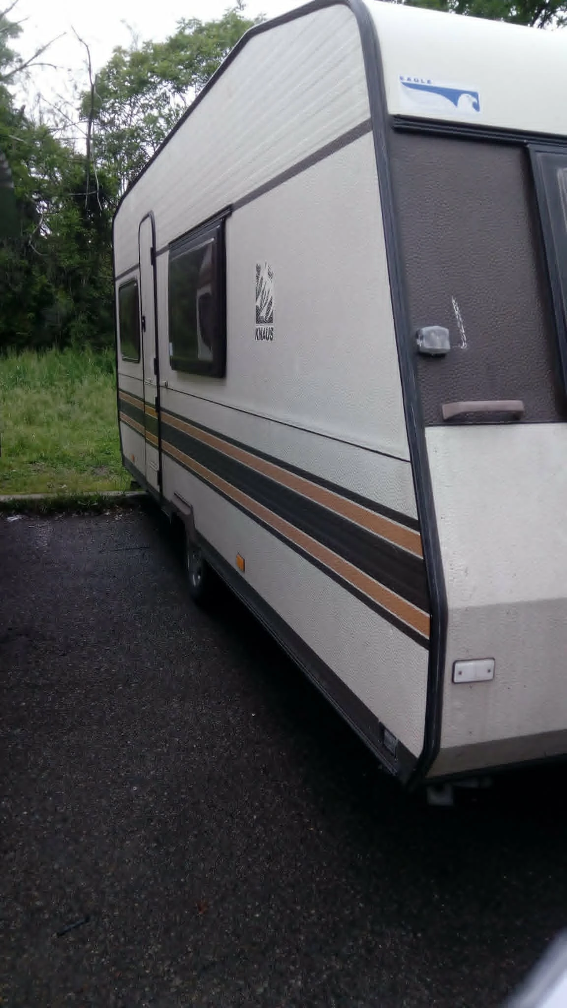 Каравана Knaus 8403, снимка 2 - Каравани и кемпери - 54483856