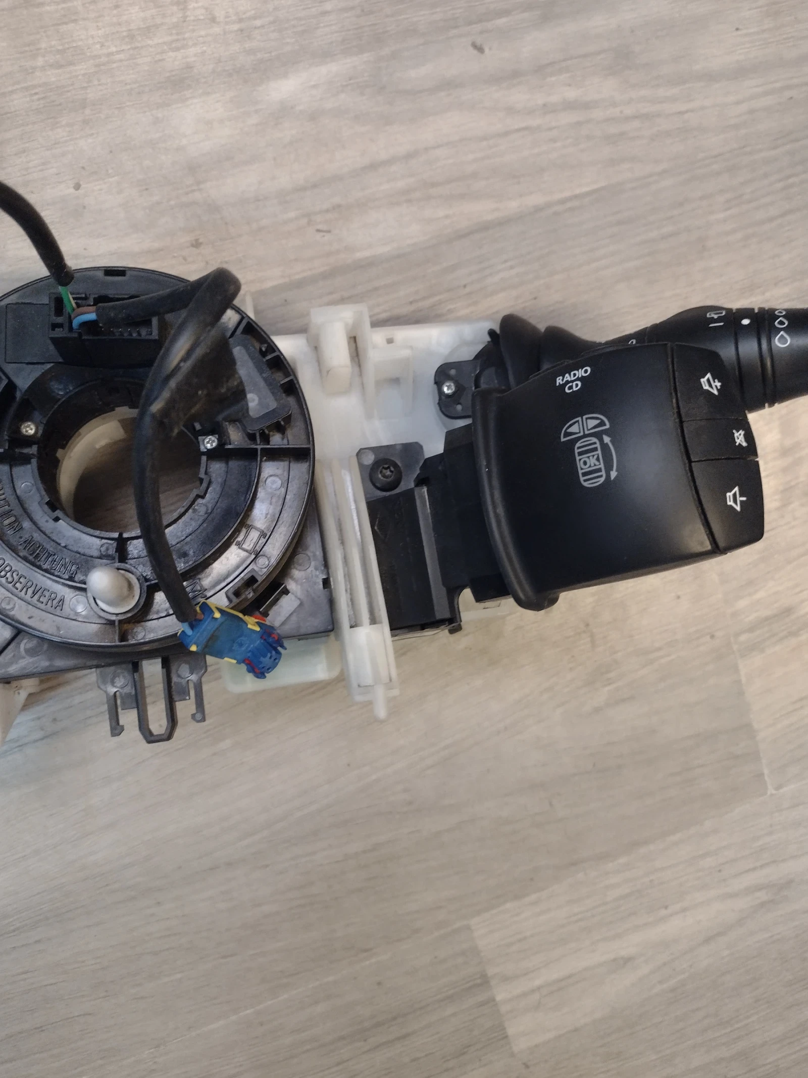 255670017R--A        RENAULT MEGANE III, SCENIC III  255520013R--B | Mobile.bg   3