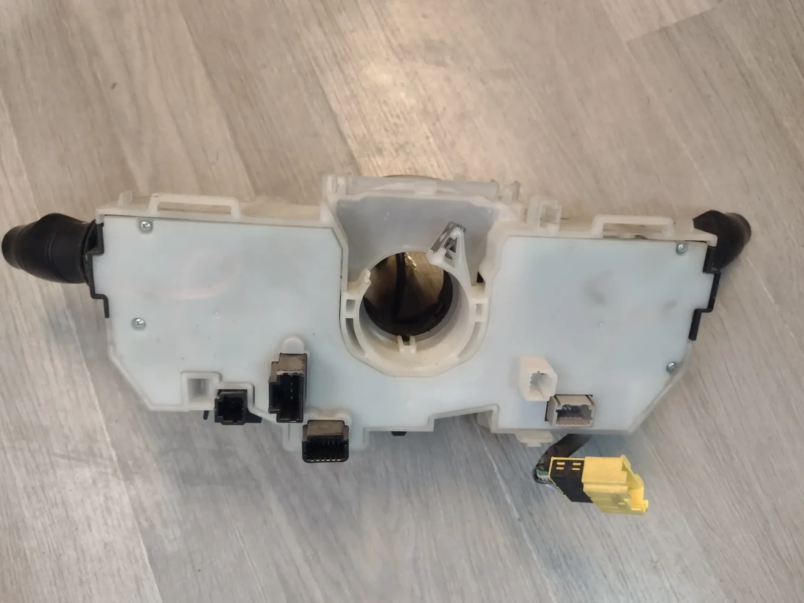 255670017R--A        RENAULT MEGANE III, SCENIC III  255520013R--B | Mobile.bg   4