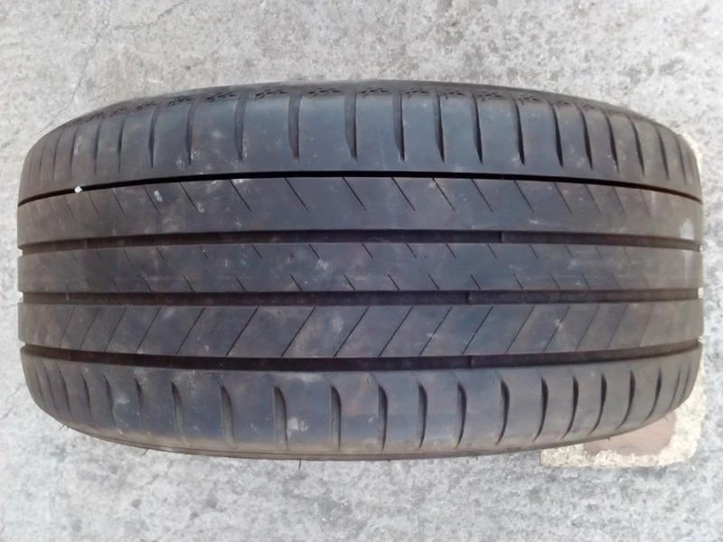 Гуми Летни 255/50R19, снимка 1 - Гуми и джанти - 19137961