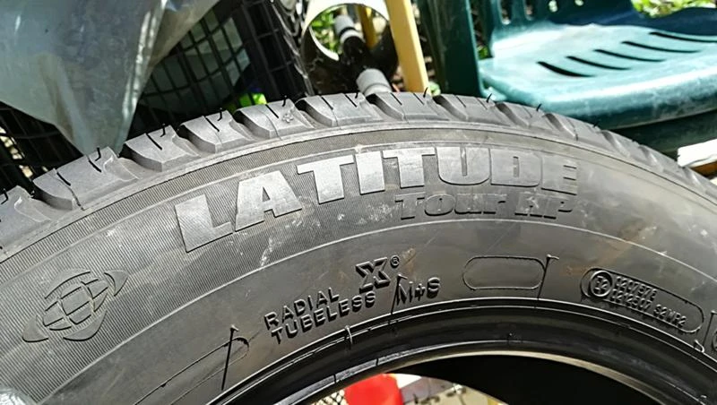 Гуми Всесезонни 225/65R17, снимка 9 - Гуми и джанти - 25562572