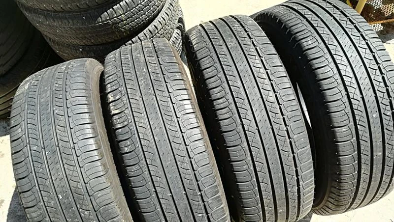 Гуми Всесезонни 225/65R17, снимка 2 - Гуми и джанти - 25562572