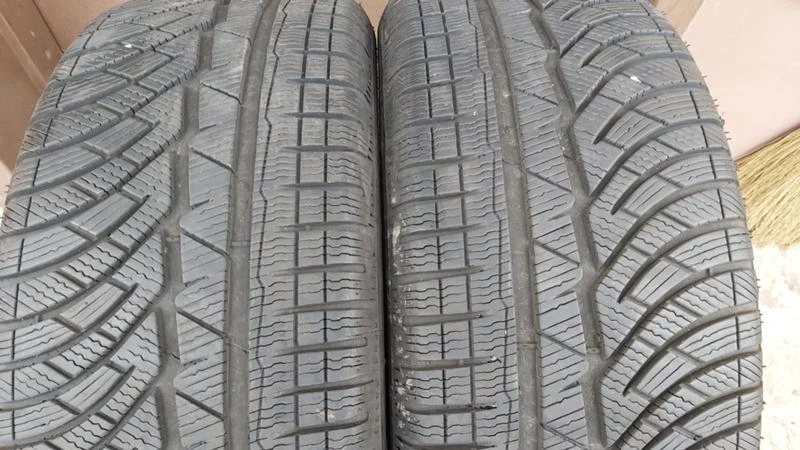 Гуми Зимни 245/45R17, снимка 3 - Гуми и джанти - 27926787