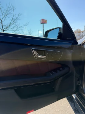 Mercedes-Benz E 500 4MATIC, снимка 6