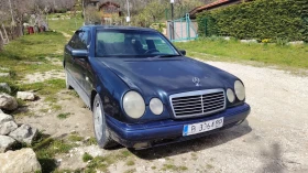 Mercedes-Benz E 200, снимка 1