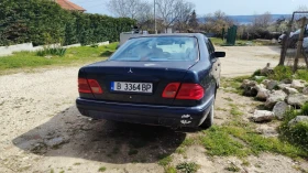 Mercedes-Benz E 200, снимка 2
