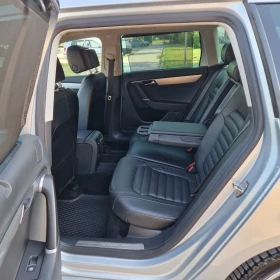 VW Passat 2.0TDi 170k.4X4ДИСТРОНИК/ОБДУХВАНЕ/КЕЙЛЕС/ПАНОРАМА, снимка 10