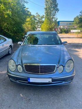 Mercedes-Benz E 320, снимка 1