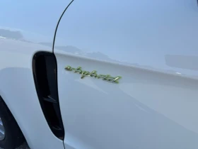 Porsche Panamera * 4 E Hybrid * CARFAX * ОПЦИЯ ЗА ФИНАНСИРАНЕ, снимка 13