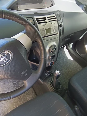 Обява за продажба на Toyota Yaris ~2 800 EUR - изображение 1